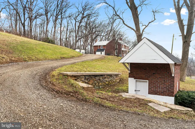 $550,000 | 9025 Myersville Road, Myersville, MD 21773