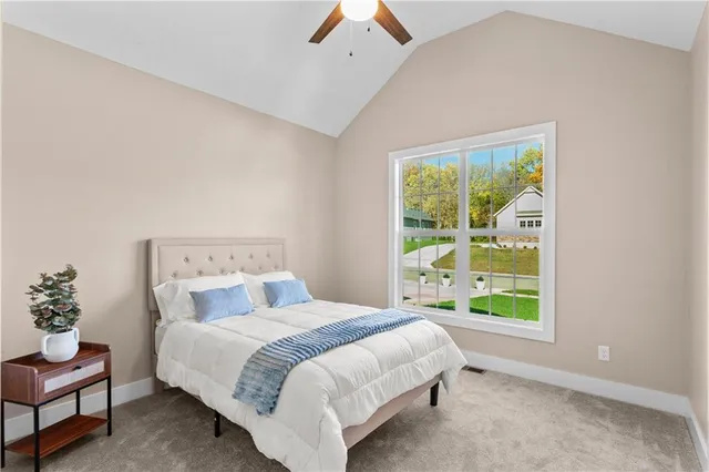 $499,763 | 303 Southwest 17th Street, Oak Grove, MO 64075