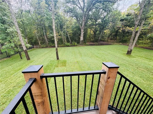 $499,763 | 303 Southwest 17th Street, Oak Grove, MO 64075