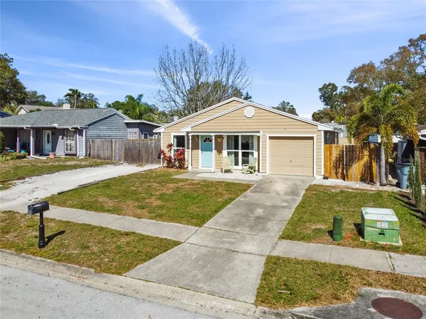 $2,300 | 2803 Northcote Drive, Palm Harbor, FL 34684