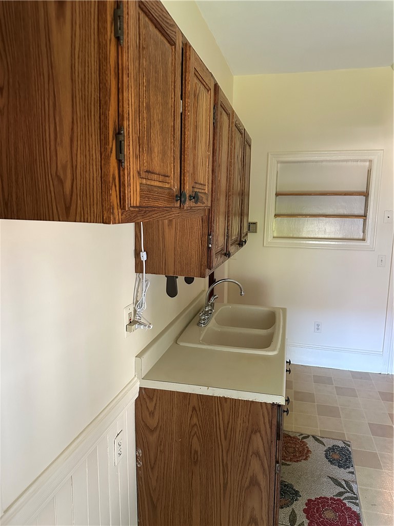 35 Dover Street Providence, RI 02908 - Photo 7 of 36