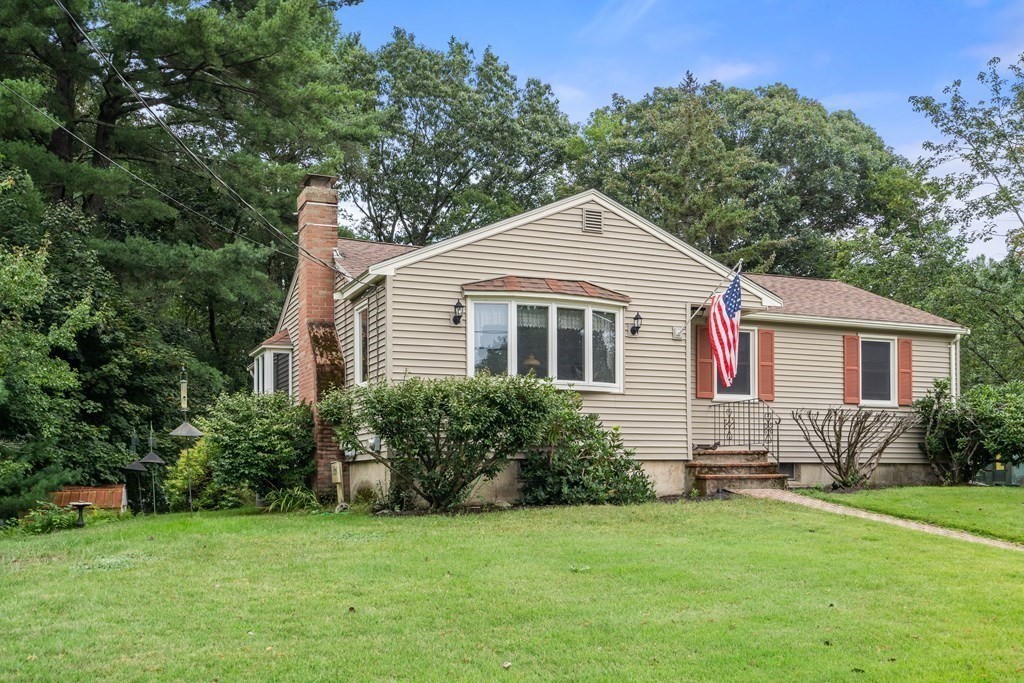 24 Lindor Road North Reading, MA 01864 - Photo 1 of 26 Gallery Image 1