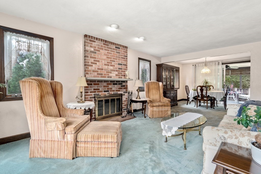 24 Lindor Road North Reading, MA 01864 - Photo 5 of 26 Gallery Image 5
