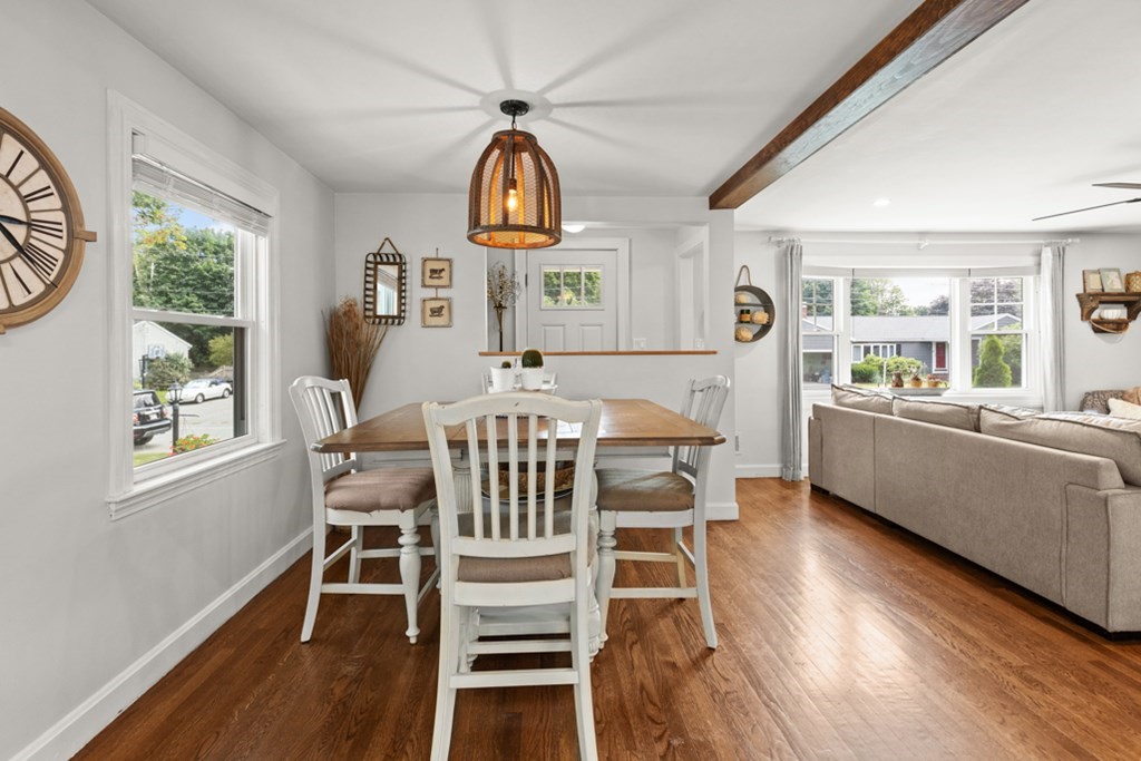 16 Crescent Road Hamilton, MA 01982 - Photo 8 of 34 Gallery Image 8
