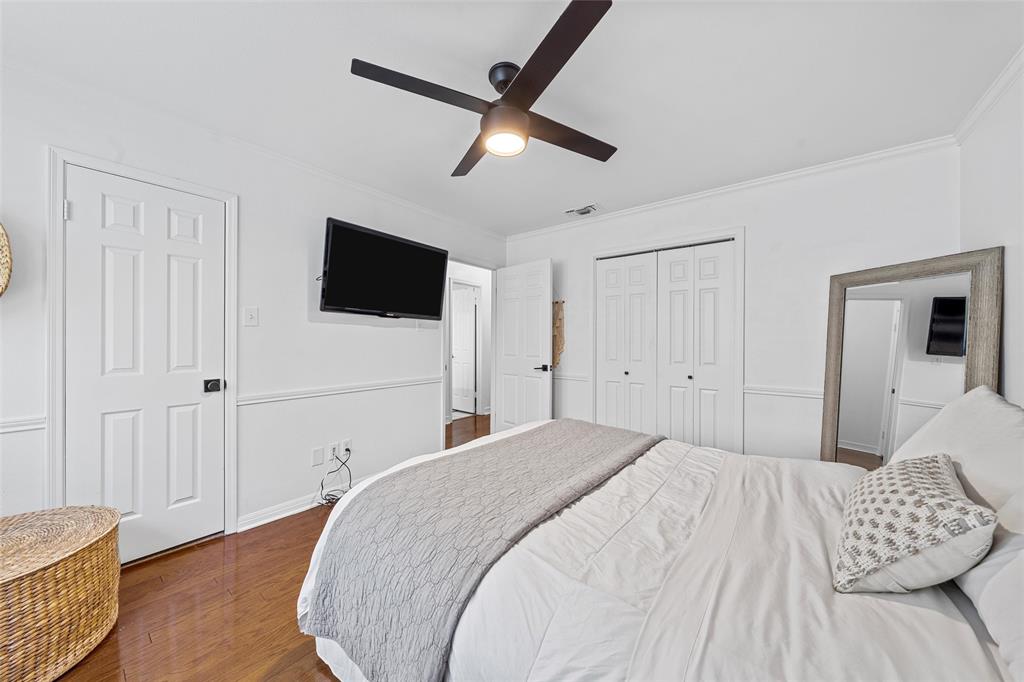 3000 Chimney Hill Drive Waco, TX 76708 - Photo 22 of 37 a bedroom with a bed and a flat screen tv