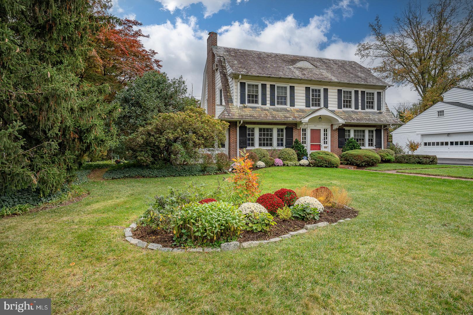 721 Baeder Road Jenkintown, PA 19046 - Photo 2 of 72 Beautiful gardens