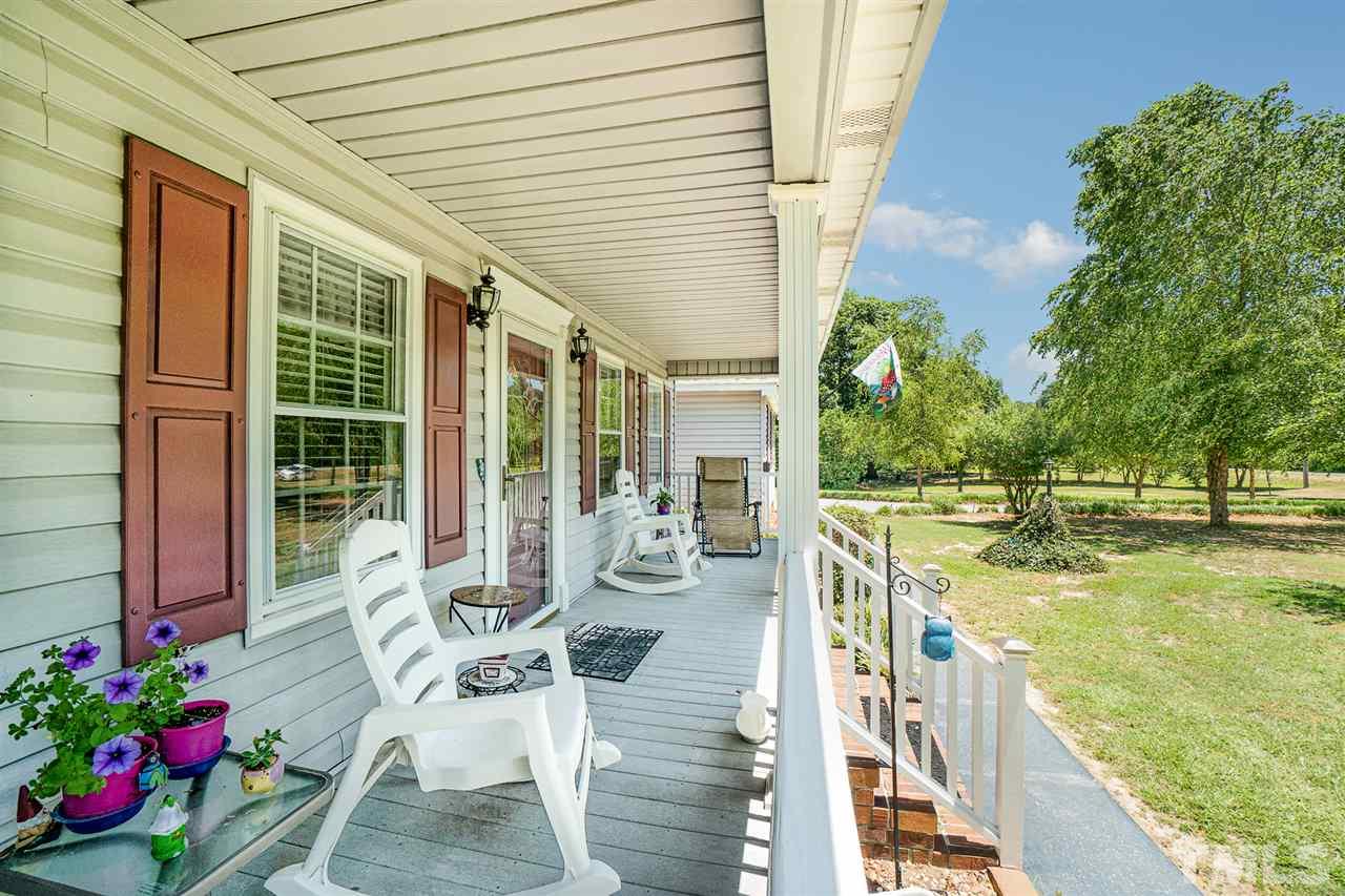 1194 Grady Road Clinton, NC 28328 - Photo 4 of 29