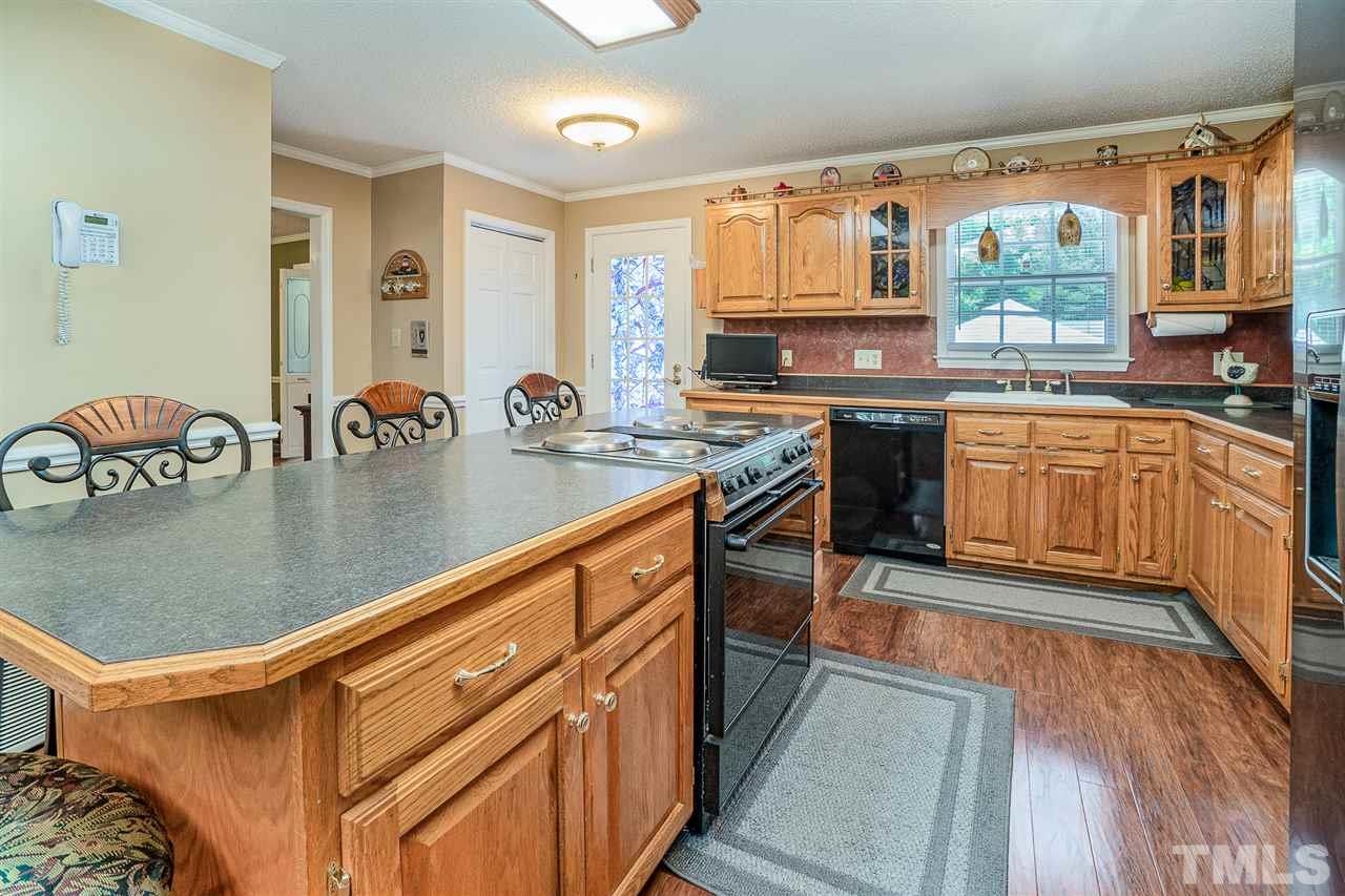 1194 Grady Road Clinton, NC 28328 - Photo 9 of 29
