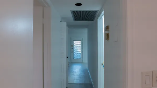 $2,200 | 400 Southwest 134th Way, Unit 302F, Pembroke Pines, FL 33027