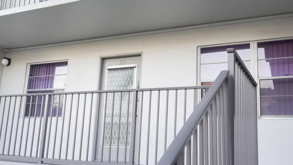 $2,200 | 400 Southwest 134th Way, Unit 302F, Pembroke Pines, FL 33027