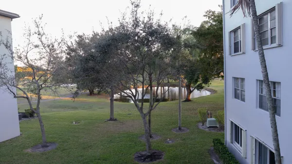 $2,200 | 400 Southwest 134th Way, Unit 302F, Pembroke Pines, FL 33027