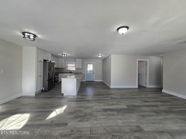 $279,900 | 1316 Ditney Trail, Pioneer, TN 37847