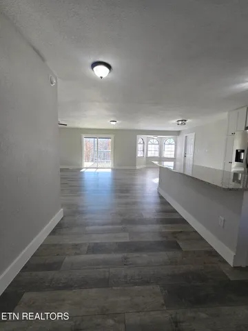 $279,900 | 1316 Ditney Trail, Pioneer, TN 37847