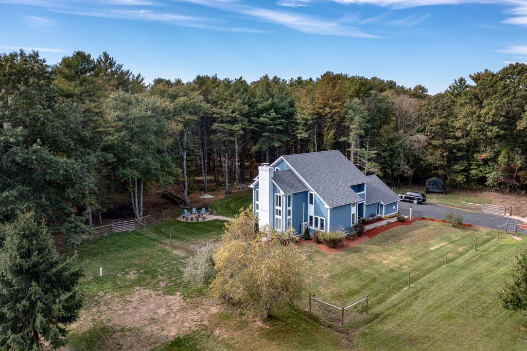 209 Mendell Road Rochester, MA 02770 - Photo 1 of 42