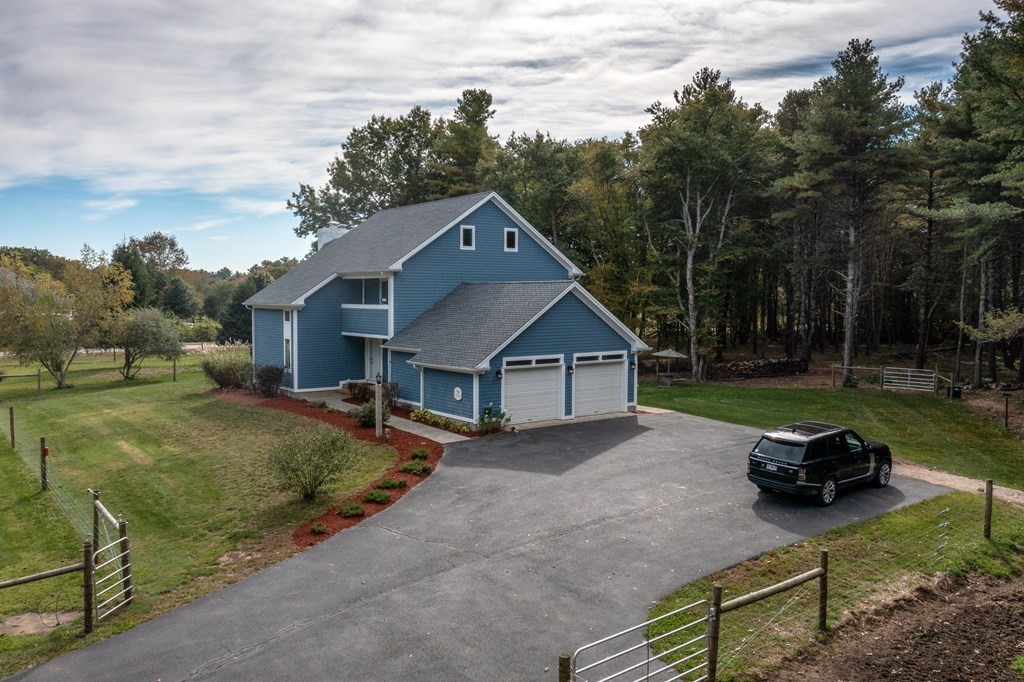 209 Mendell Road Rochester, MA 02770 - Photo 7 of 42