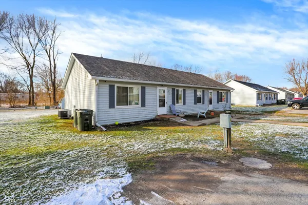 $1,400,000 | 308 Winters Way, Carthage, IN 46115