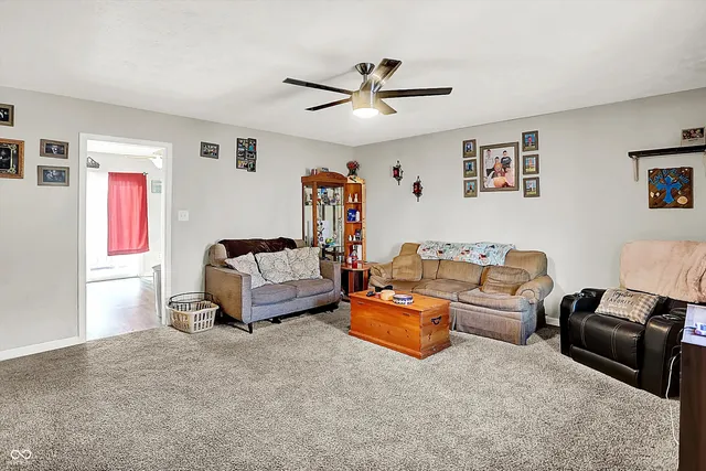 $1,400,000 | 308 Winters Way, Carthage, IN 46115