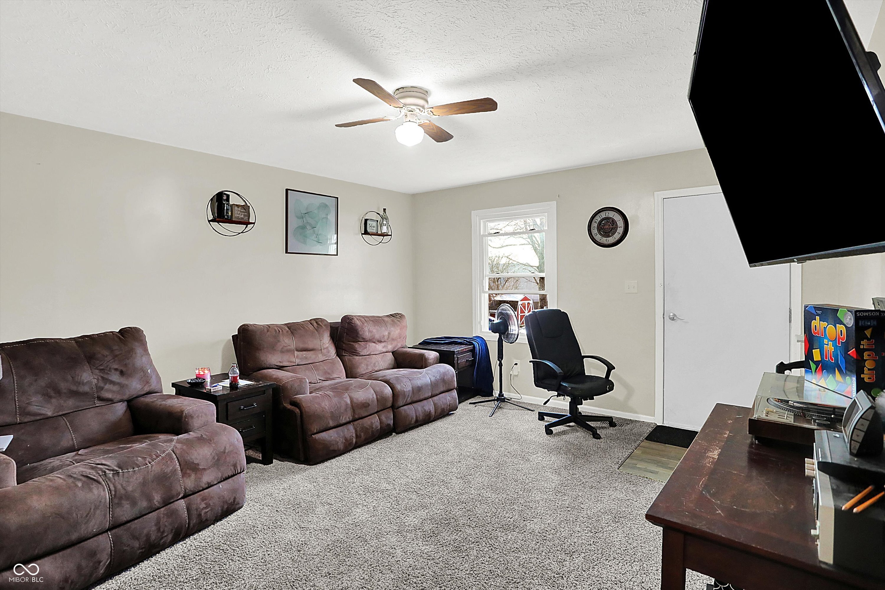308 Winters Way Carthage, IN 46115 - Photo 5 of 81