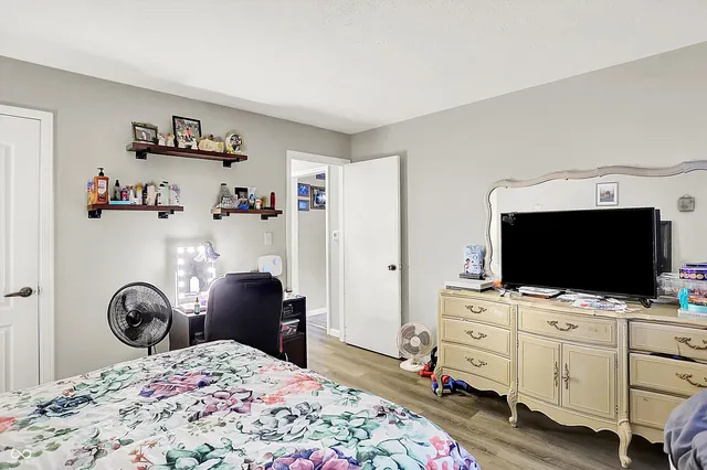 $1,400,000 | 308 Winters Way, Carthage, IN 46115