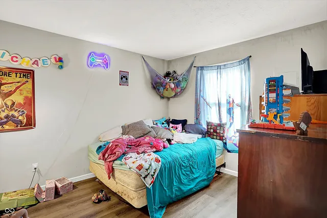 $1,400,000 | 308 Winters Way, Carthage, IN 46115