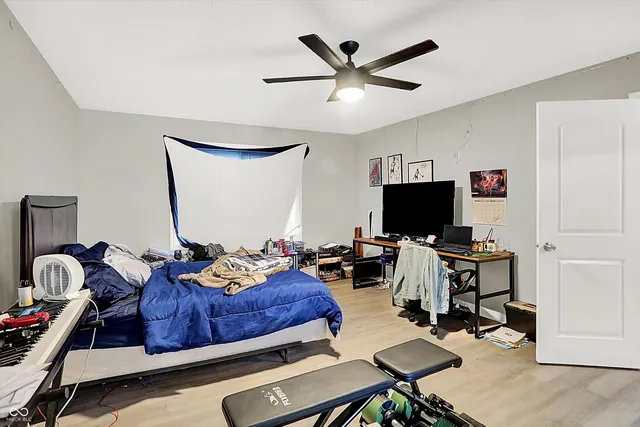 $1,400,000 | 308 Winters Way, Carthage, IN 46115