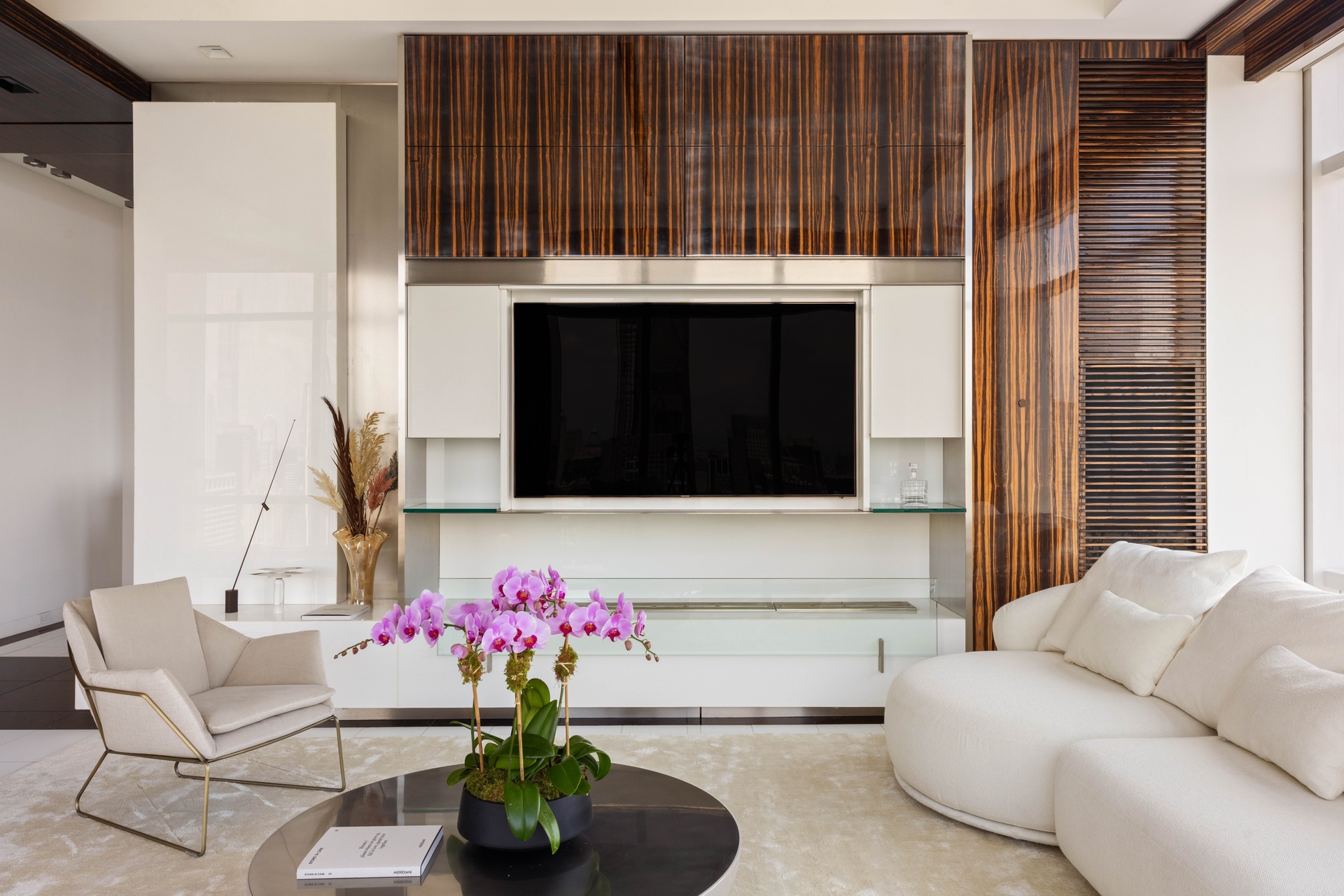 845 United Nations Plaza, Unit 82CD Manhattan, NY 10017 - Photo 3 of 34