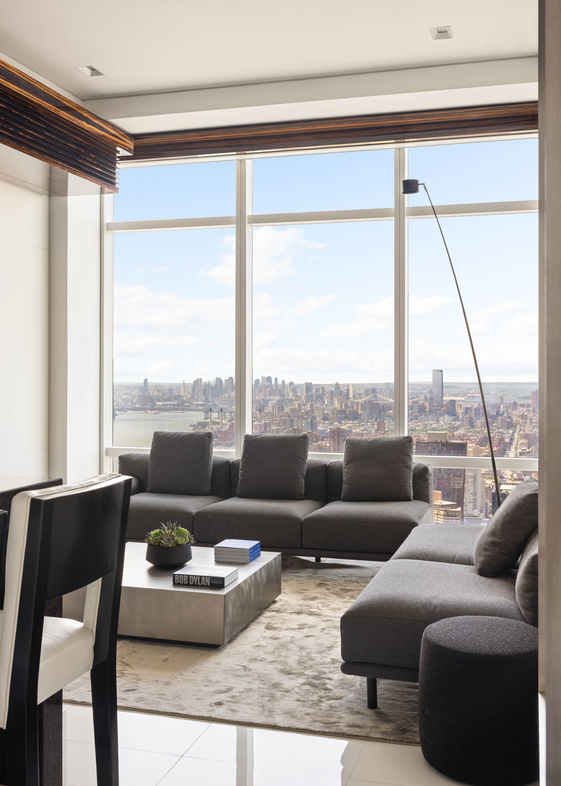 845 United Nations Plaza, Unit 82CD Manhattan, NY 10017 - Photo 9 of 34