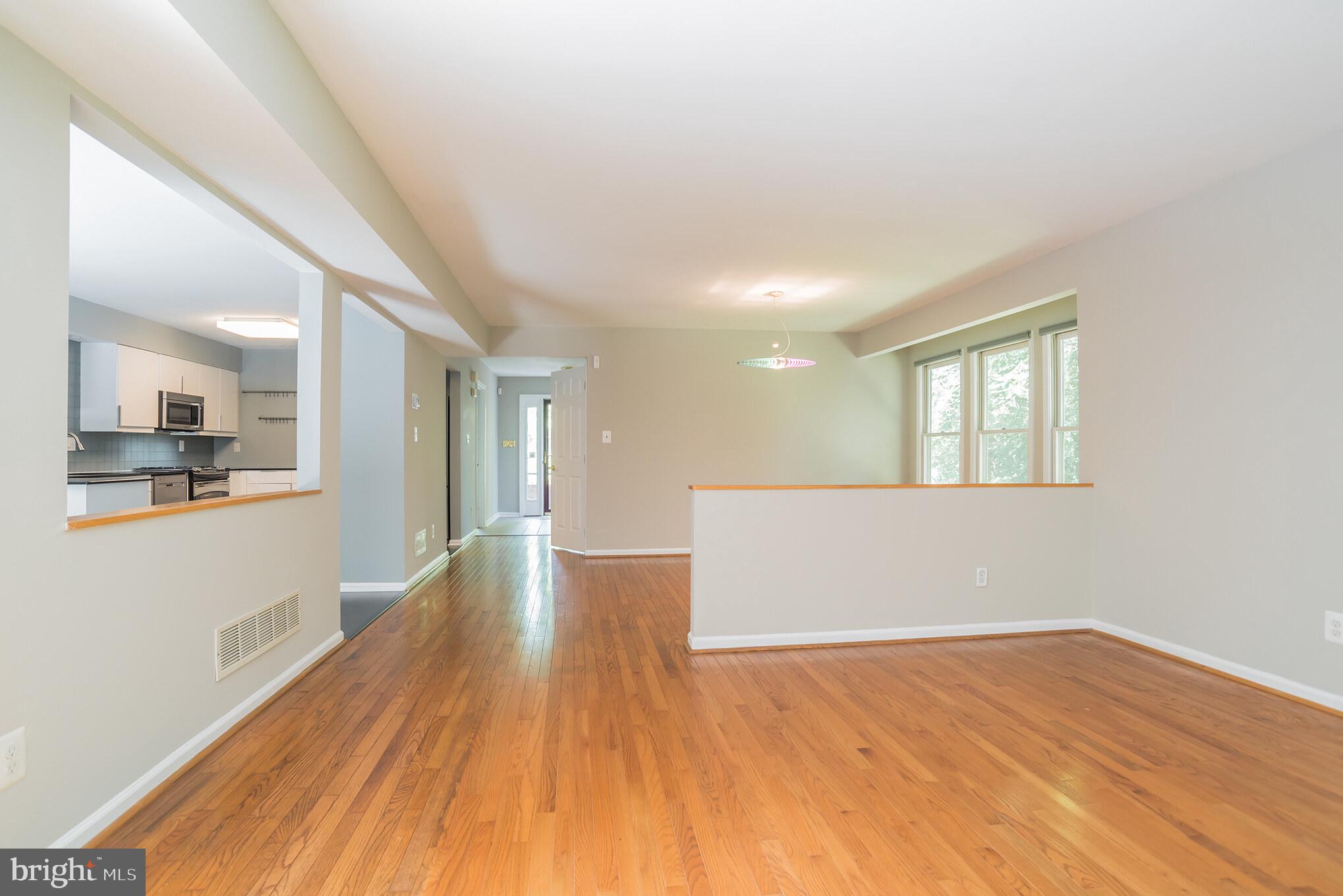 5846 Pimlico Road Baltimore, MD 21209 - Photo 4 of 30