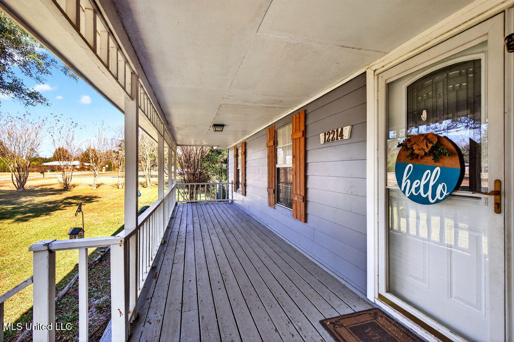 12214 Stone Road Gulfport, MS 39503 - Photo 5 of 41 12214StoneRd-5