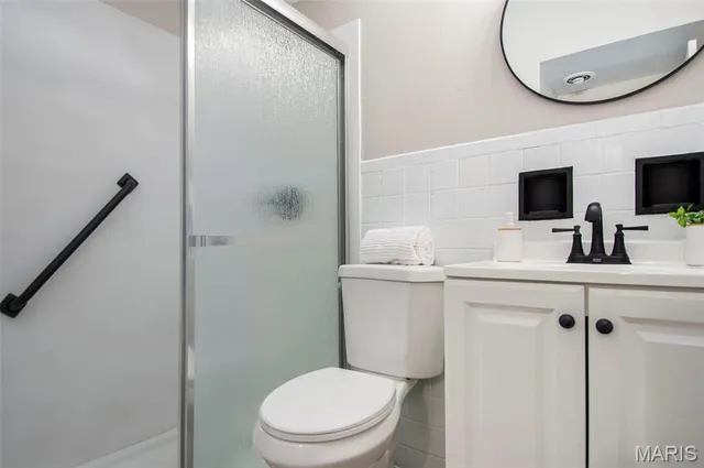 $199,900 | 13 Bayberry Lane, Florissant, MO 63033