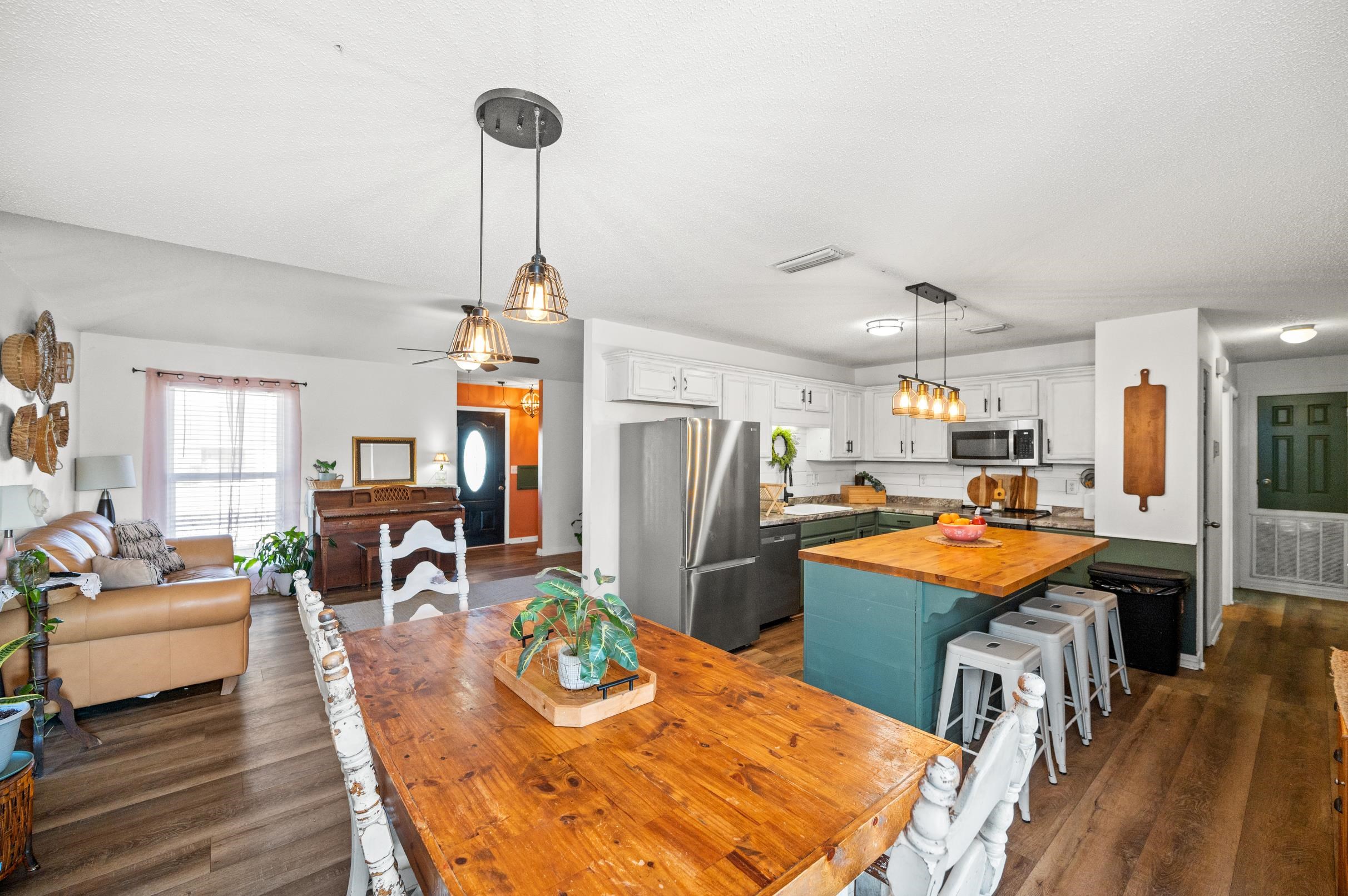 1603 Abbey Loop Foley, AL 36535 - Photo 8 of 35 Dining Area