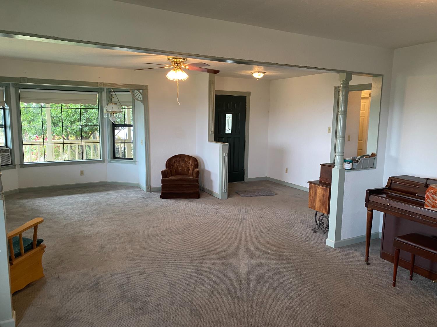 5021 Banbury Cross Road Shingle Springs, CA 95682 - Photo 8 of 92 Moving into the home we have a view of the bay window in the family room.