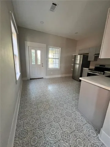 $1,550 | 2015 Camp Street, Unit B, New Orleans, LA 70130