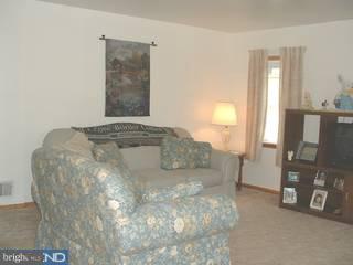 227 Allison Road Oreland, PA 19075 - Photo 5 of 6 Gallery Image 5