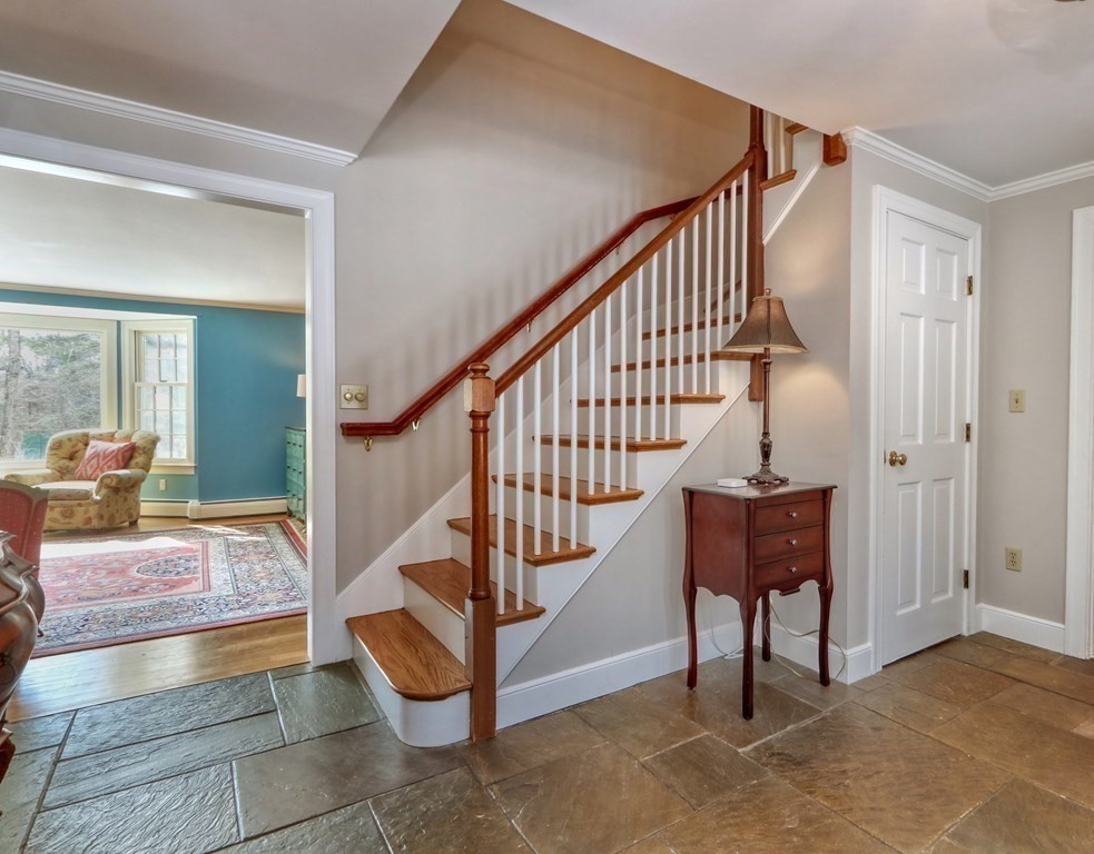 38 Round Hill Road Lincoln, MA 01773 - Photo 17 of 39 Gallery Image 17