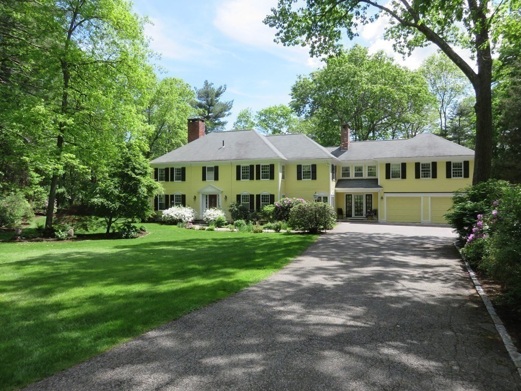 38 Round Hill Road Lincoln, MA 01773 - Photo 2 of 39 Gallery Image 2