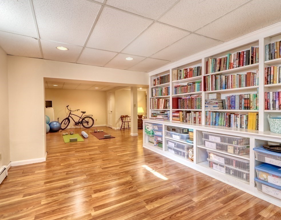 38 Round Hill Road Lincoln, MA 01773 - Photo 29 of 39 Gallery Image 29