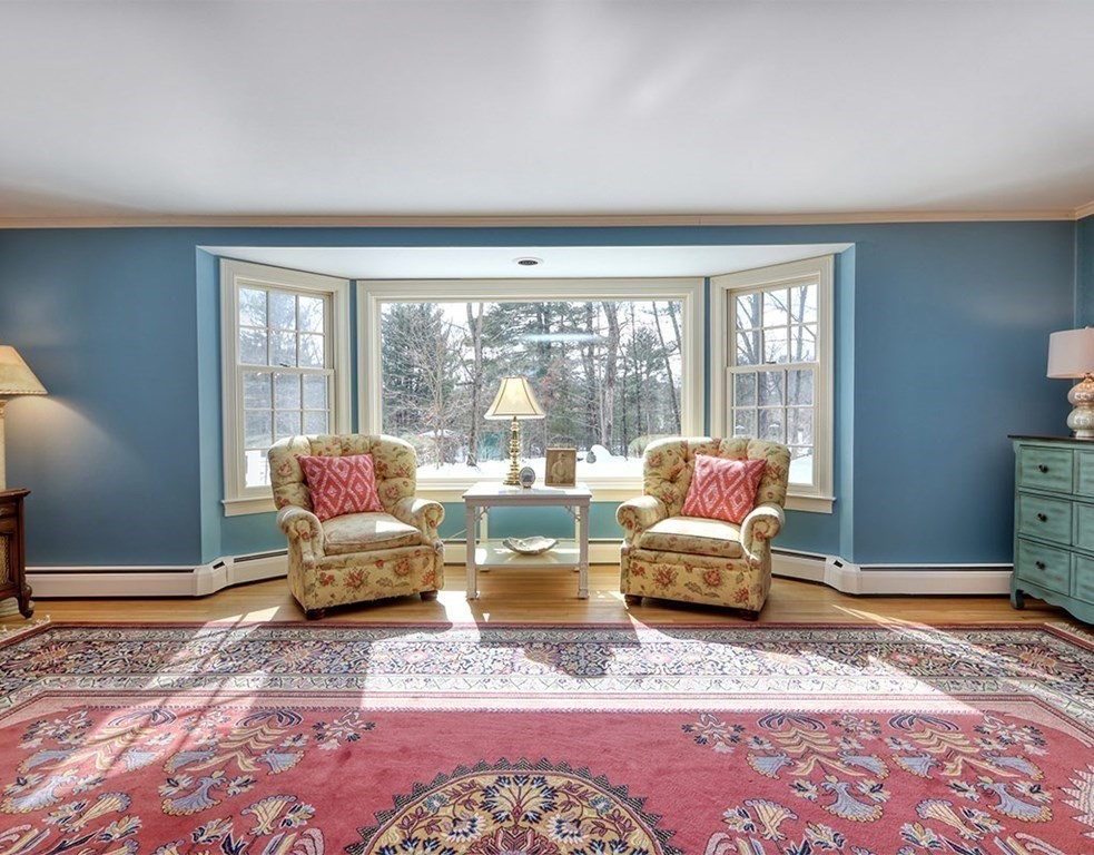 38 Round Hill Road Lincoln, MA 01773 - Photo 4 of 39 Gallery Image 4