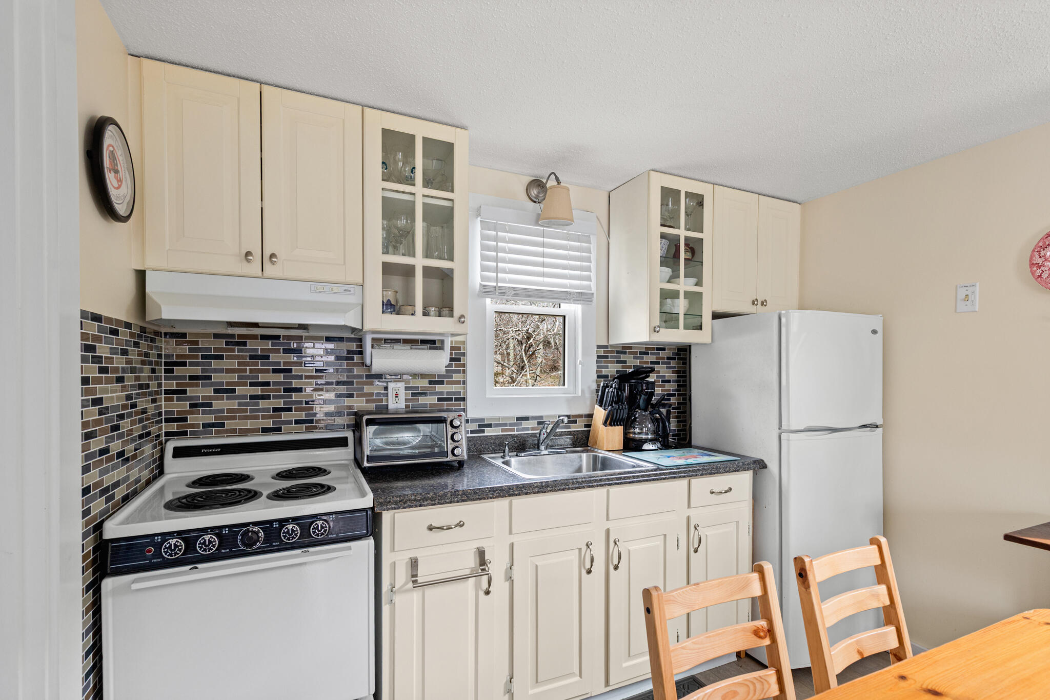 17 Shore Road, Unit 9 Truro, MA 02666 - Photo 11 of 20 10