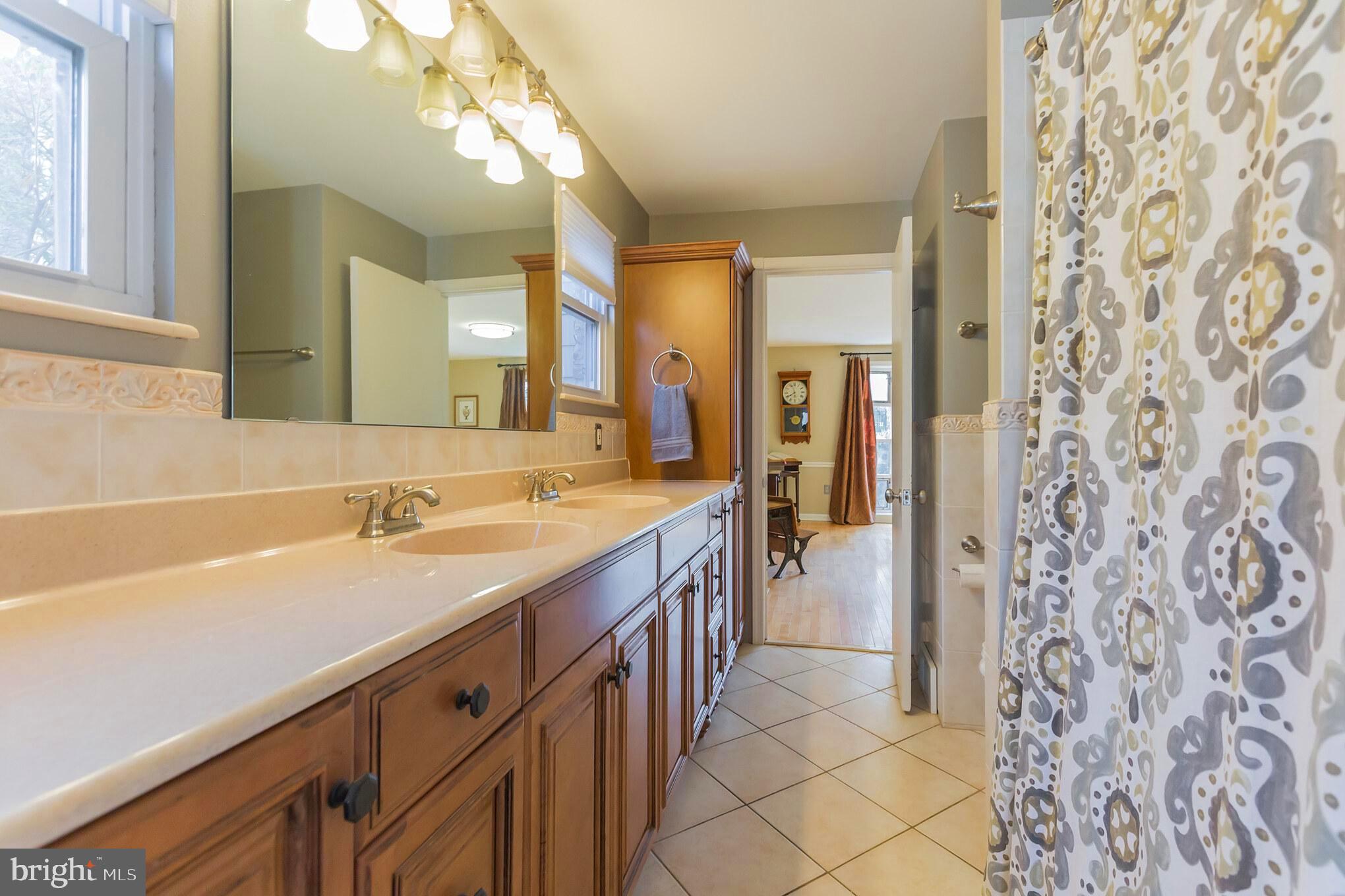 279 Orchard Road Paoli, PA 19301 - Photo 15 of 29 Gallery Image 15
