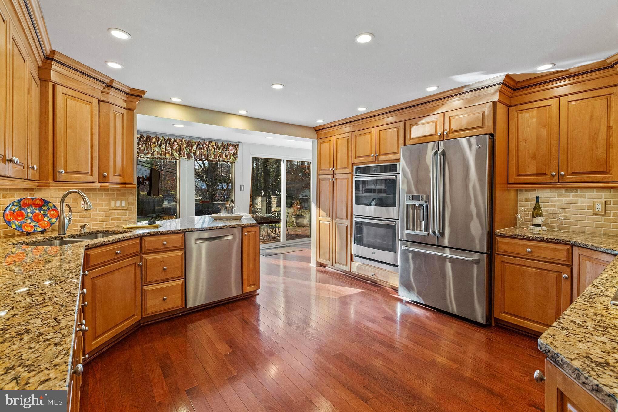 279 Orchard Road Paoli, PA 19301 - Photo 3 of 29 Gallery Image 3