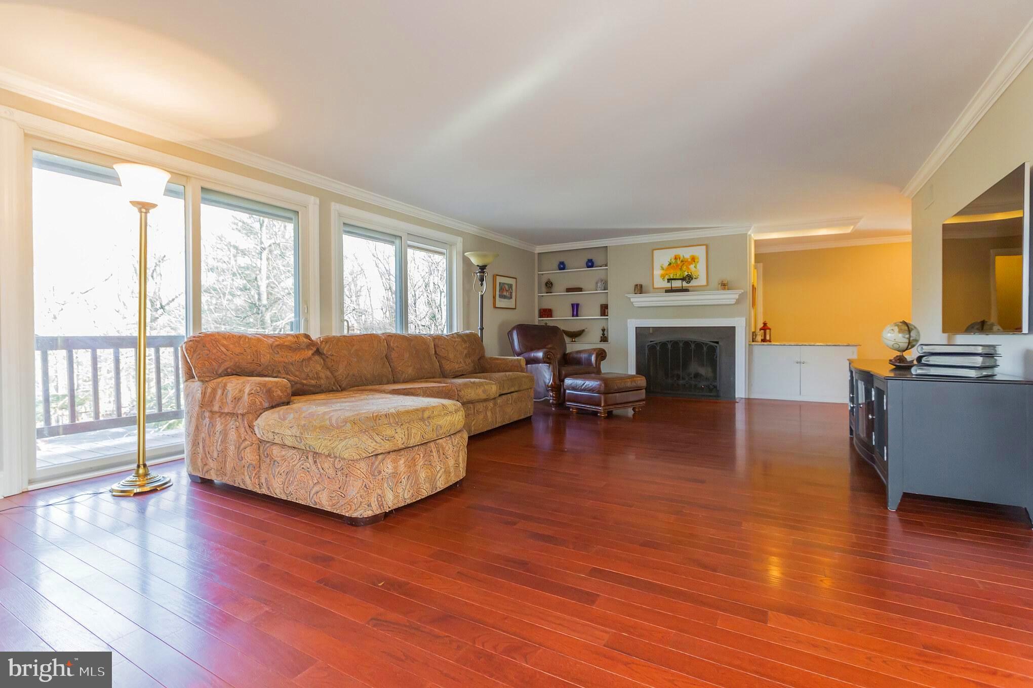 279 Orchard Road Paoli, PA 19301 - Photo 8 of 29 Gallery Image 8