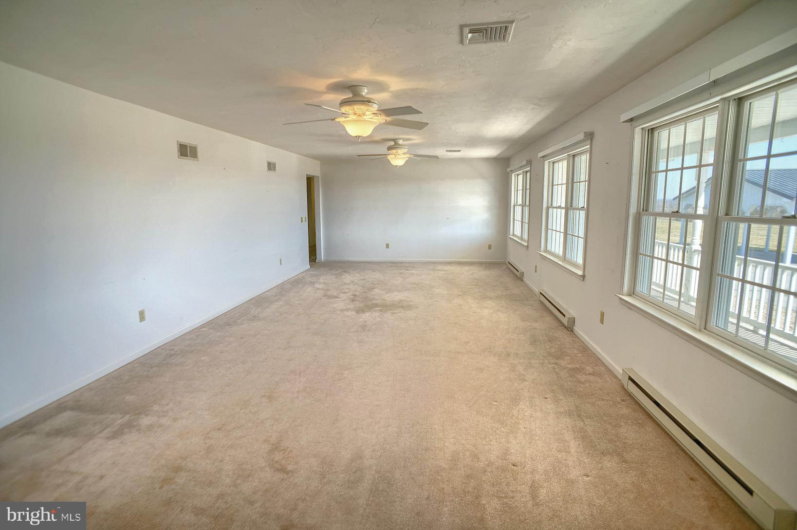 993 Anthony Road East Berlin, PA 17316 - Photo 17 of 61 Formal Living Area