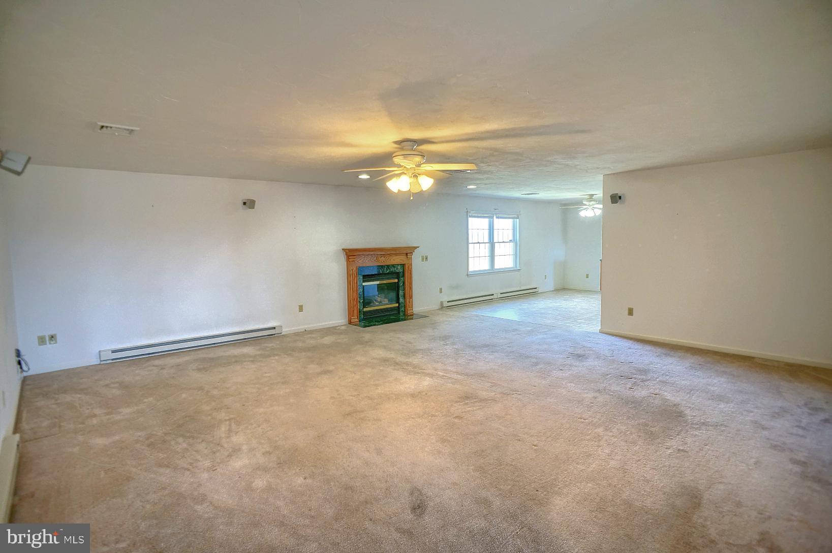 993 Anthony Road East Berlin, PA 17316 - Photo 21 of 61 Family Room