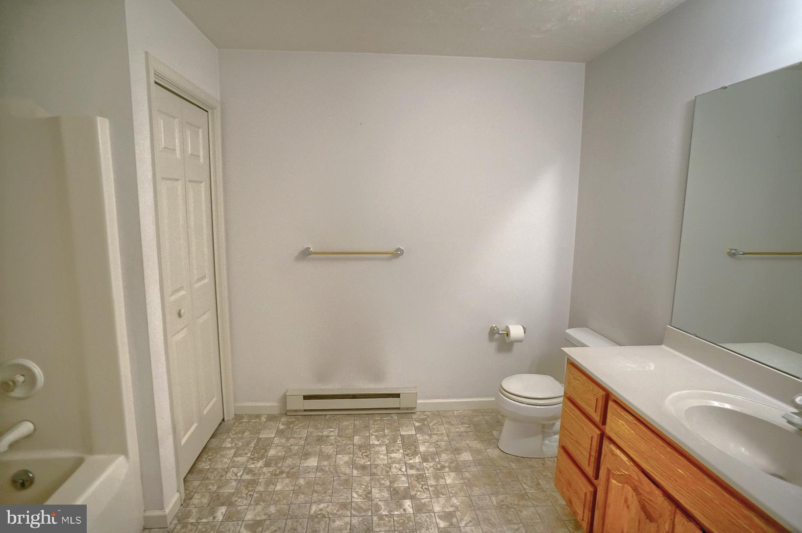 993 Anthony Road East Berlin, PA 17316 - Photo 30 of 61 Main Bath