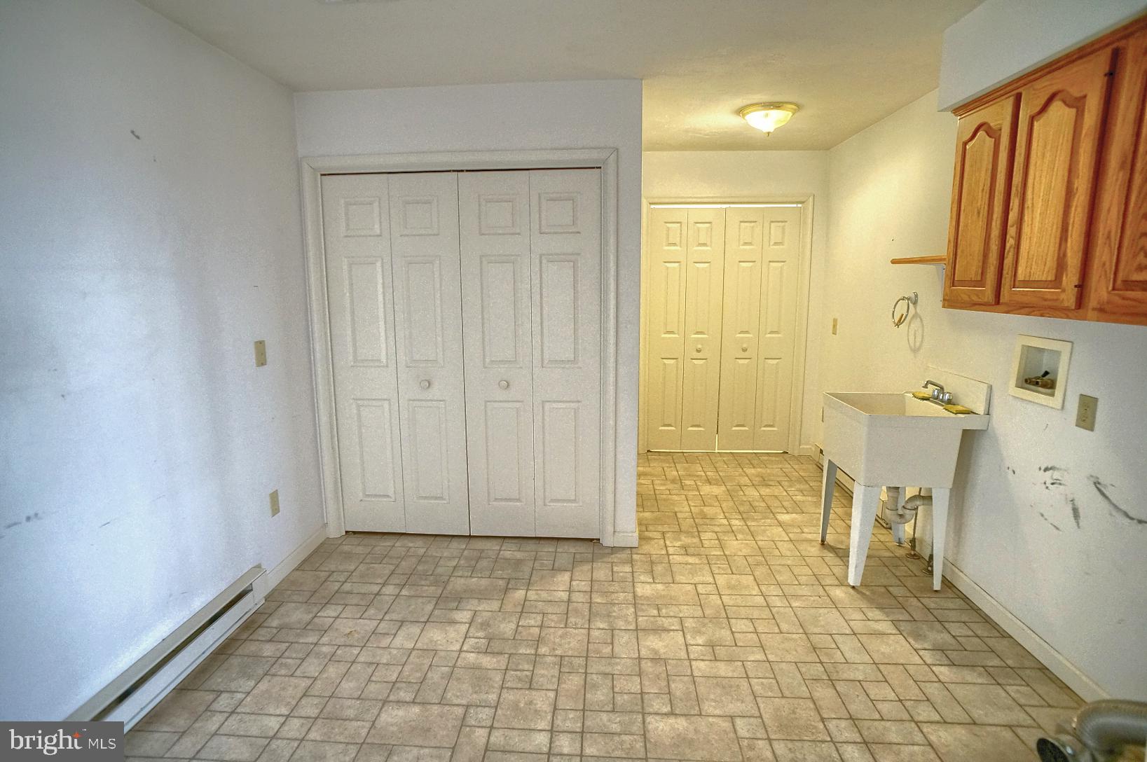 993 Anthony Road East Berlin, PA 17316 - Photo 32 of 61 Laundry