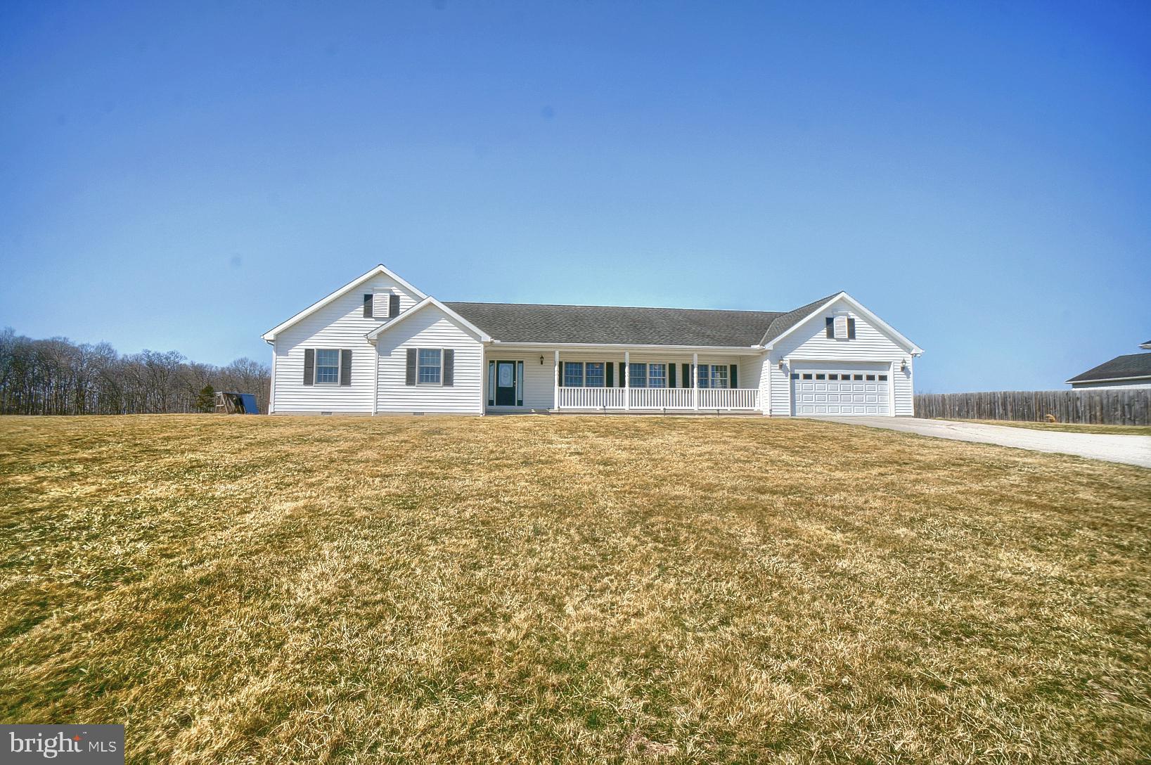 993 Anthony Road East Berlin, PA 17316 - Photo 5 of 61 Front