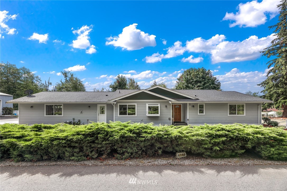 520 Harvey Road Blaine, WA 98230 - Photo 2 of 29 Gallery Image 2