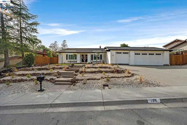 $1,099,000 | 186 Mt Wilson Way, Clayton, CA 94517