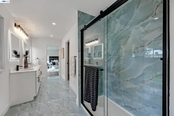 $1,099,000 | 186 Mt Wilson Way, Clayton, CA 94517